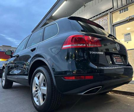 2012 Volkswagen Touareg TDI Lux