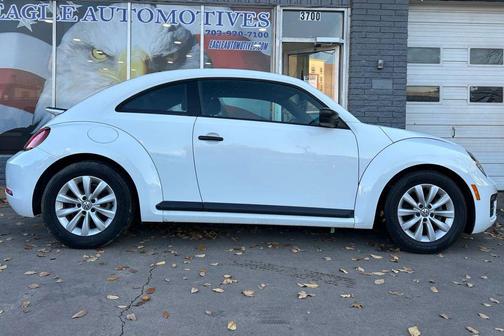 2018 Volkswagen Beetle 2.0T Coast