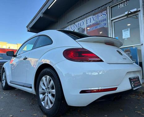 2018 Volkswagen Beetle 2.0T Coast