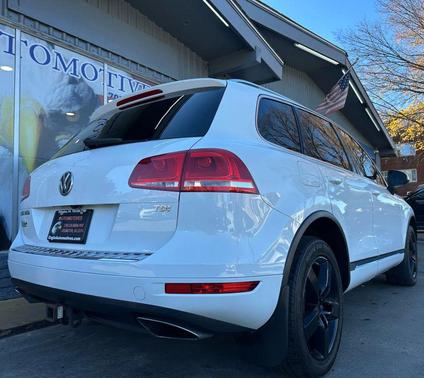 2013 Volkswagen Touareg TDI Lux