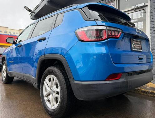Blue 2018 Jeep Compass Sport