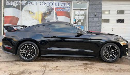 2021 Ford Mustang EcoBoost