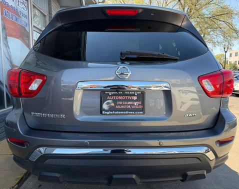 Gray 2019 Nissan Pathfinder S
