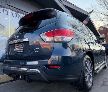 2013 Nissan Pathfinder SL