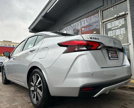 2021 Nissan Versa 1.6 SV