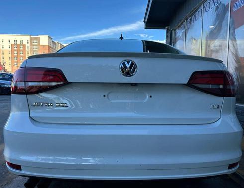 2016 Volkswagen Jetta 1.8T SEL