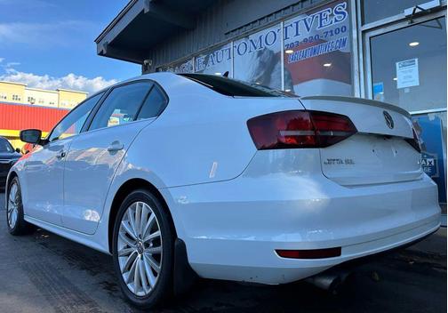 2016 Volkswagen Jetta 1.8T SEL