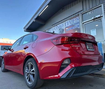 2024 Kia Forte LXS