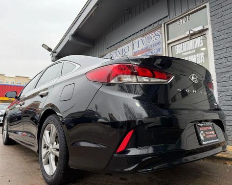 2018 Hyundai SONATA Limited