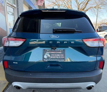 2020 Ford Escape SE
