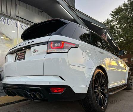 2017 Land Rover Range Rover Sport 5.0L Supercharged SVR