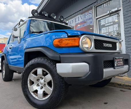 Blue 2007 Toyota FJ Cruiser Base
