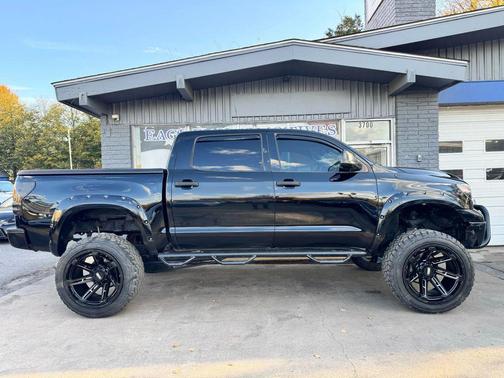 2011 Toyota Tundra Grade