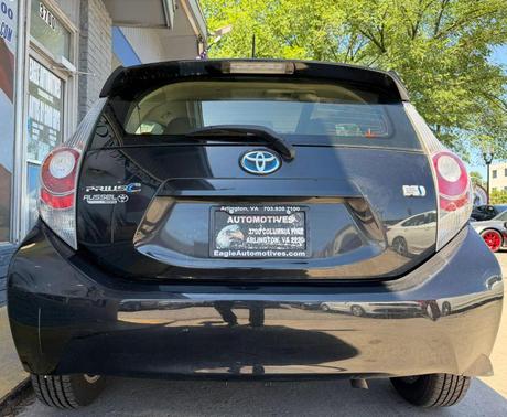 Gray 2013 Toyota Prius c Four