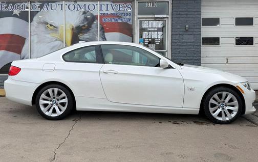 White 2012 BMW 328 xDrive