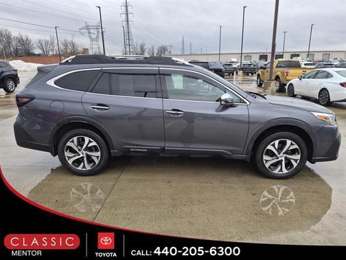 2020 Subaru Outback Touring XT