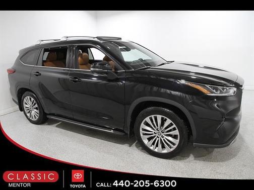 2022 Toyota Highlander Platinum