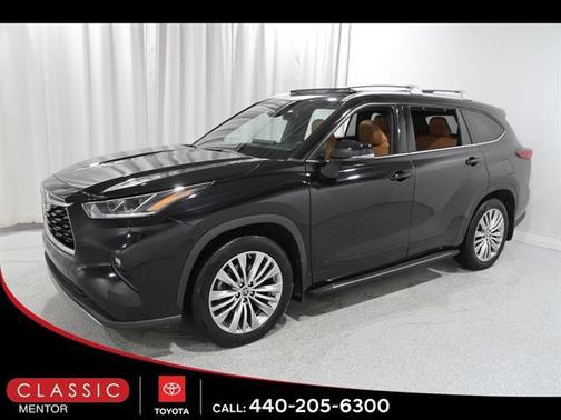 2022 Toyota Highlander Platinum