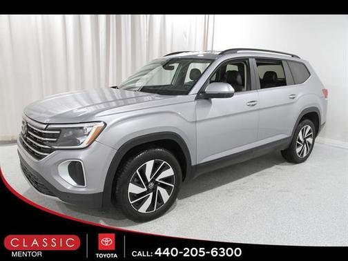 2024 Volkswagen Atlas 2.0T SE w/Technology 4MOTION