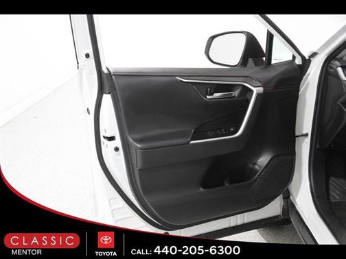 2023 Toyota RAV4 Adventure