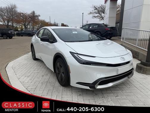 2026 Toyota Prius Plug-In Hybrid SE