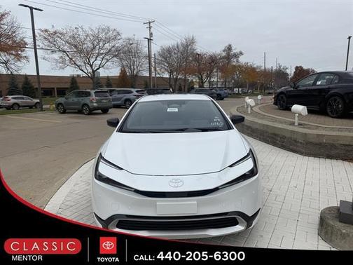 2026 Toyota Prius Plug-In Hybrid SE