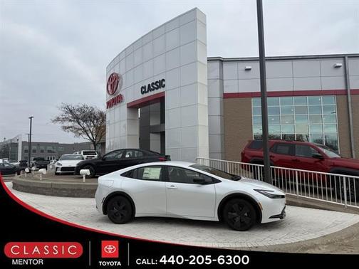 2026 Toyota Prius Plug-In Hybrid SE