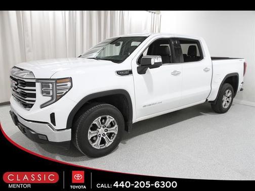 2025 GMC Sierra 1500 SLT