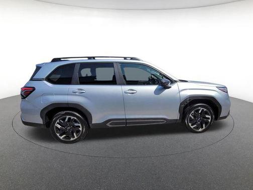 Ice Silver Metallic 2025 Subaru Forester Limited