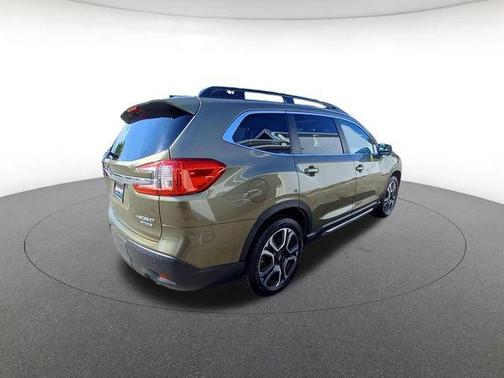 Magnetite Gray Metallic 2023 Subaru Ascent Limited 8-Passenger