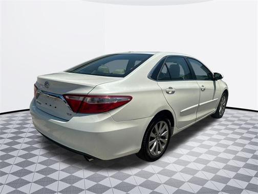 2017 Toyota Camry XLE
