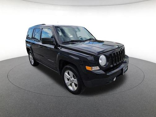 Black Clearcoat 2017 Jeep Patriot Latitude