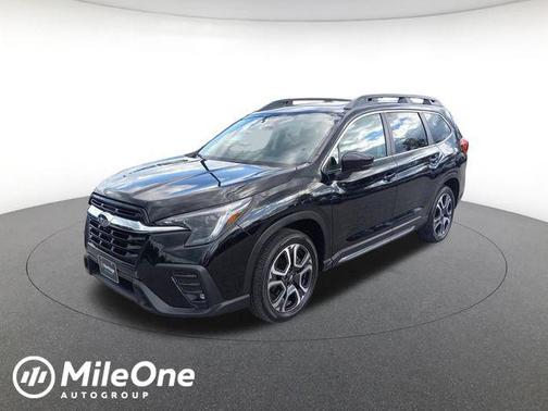 Crystal Black Silica 2024 Subaru Ascent Limited 8-Passenger