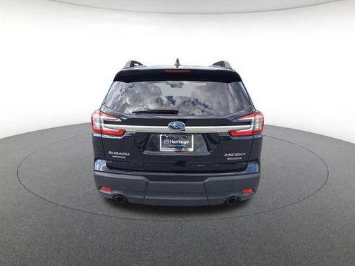 Crystal Black Silica 2024 Subaru Ascent Limited 8-Passenger