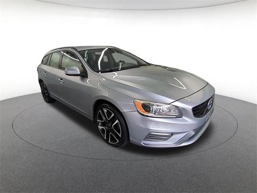2018 Volvo V60 T5 Dynamic