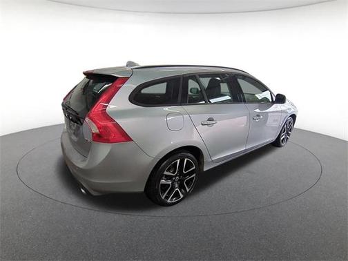 2018 Volvo V60 T5 Dynamic