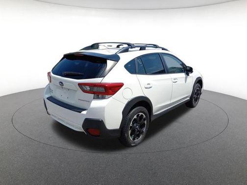 Crystal White Pearl 2022 Subaru Crosstrek Premium