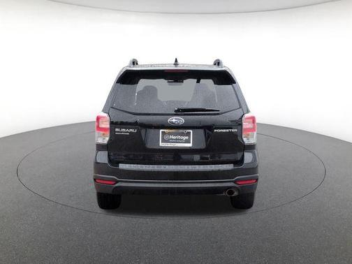 Crystal Black Silica 2017 Subaru Forester 2.5i Limited