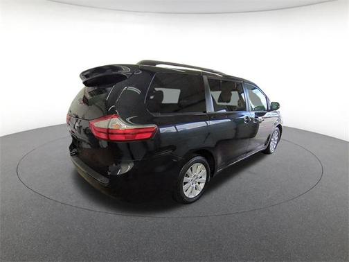 2015 Toyota Sienna LE