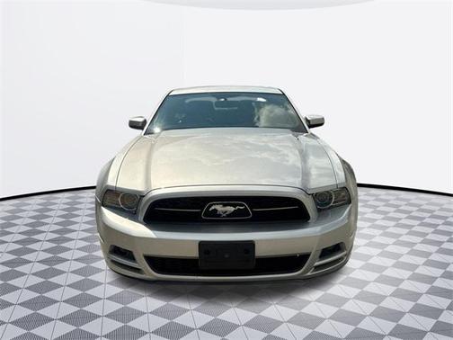 2013 Ford Mustang V6 Premium