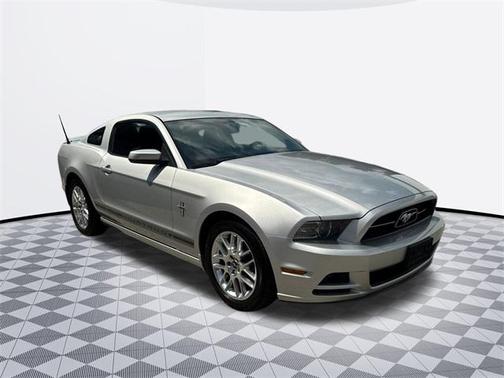 2013 Ford Mustang V6 Premium