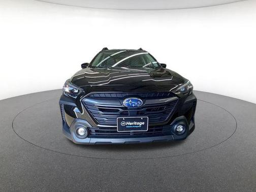 Crystal Black Silica 2025 Subaru Outback Premium