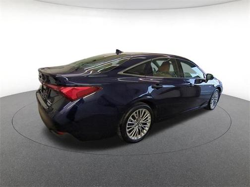 2021 Toyota Avalon Hybrid Limited