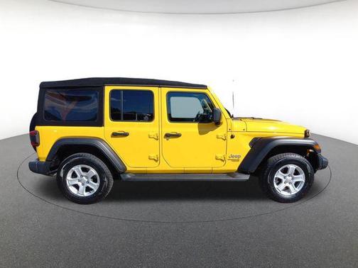 Hellayella Clearcoat 2019 Jeep Wrangler Unlimited Sport