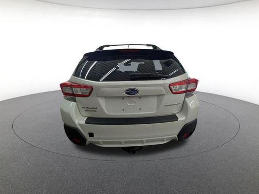 Crystal White Pearl 2019 Subaru Crosstrek 2.0i Premium