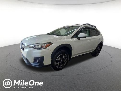 Crystal White Pearl 2019 Subaru Crosstrek 2.0i Premium