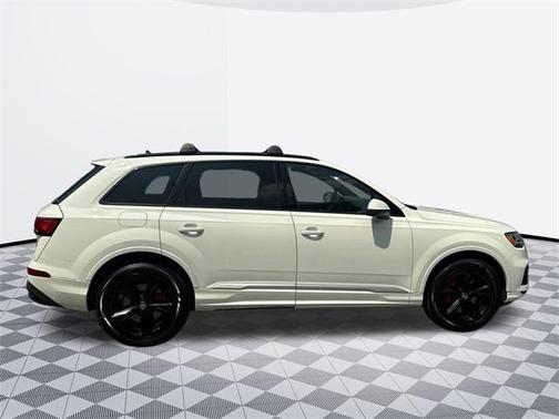 2020 Audi Q7 45 Premium