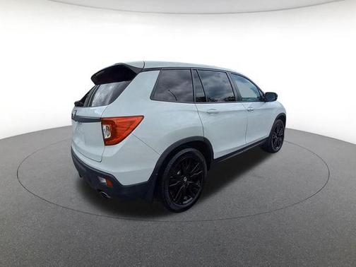 Platinum White Pearl 2021 Honda Passport 2WD Sport
