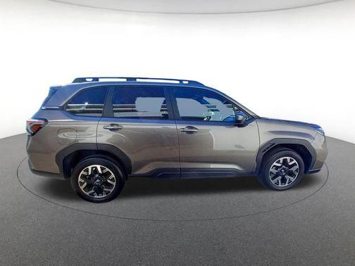 Brilliant Bronze Metallic 2025 Subaru Forester Premium