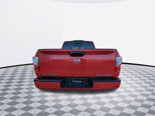 2023 Nissan Titan SV